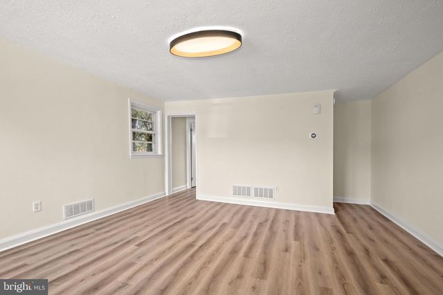 4711 CHATFORD AVE, Baltimore, MD 21206