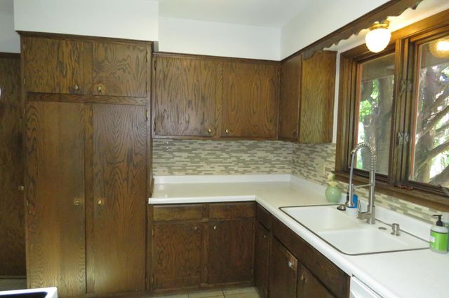 936 York Avenue NW, Elk River, MN 55330