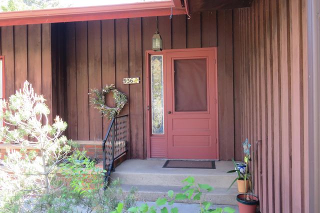 936 York Avenue NW, Elk River, MN 55330