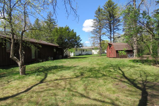 936 York Avenue NW, Elk River, MN 55330