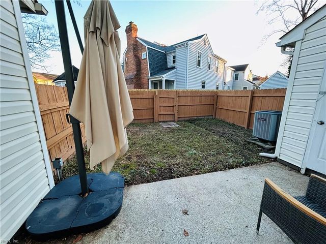 5607 Gates Landing RD, Virginia Beach, VA 23464