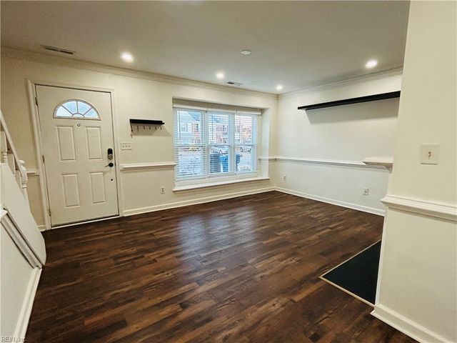 5607 Gates Landing RD, Virginia Beach, VA 23464