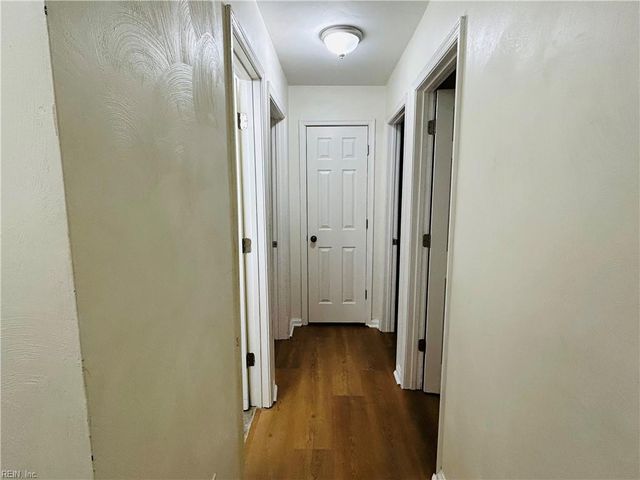 5607 Gates Landing RD, Virginia Beach, VA 23464