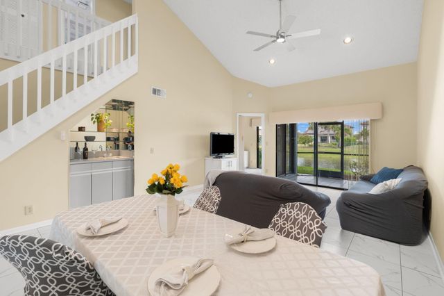 8371 Waterford Circle 8371, Tamarac, FL 33321