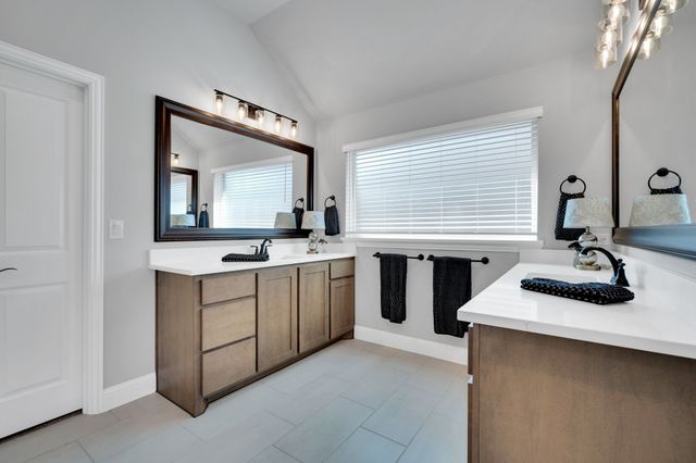 217 Resting Place, Waxahachie, TX 75165