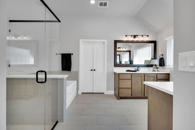 217 Resting Place, Waxahachie, TX 75165