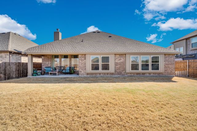 217 Resting Place, Waxahachie, TX 75165