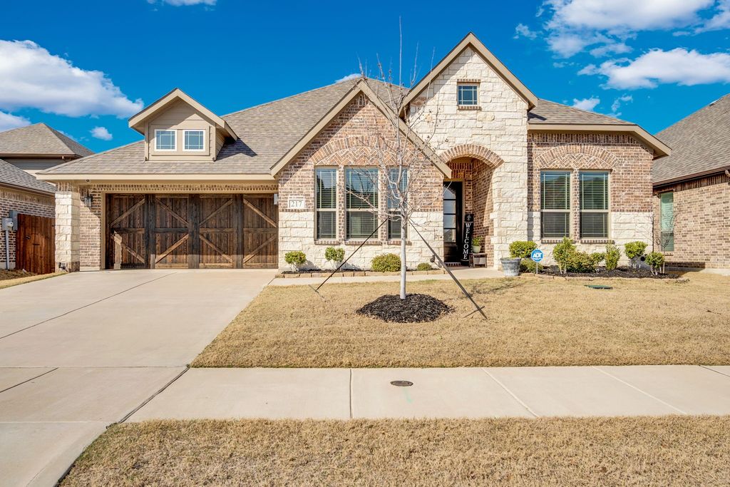 217 Resting Place, Waxahachie, TX 75165