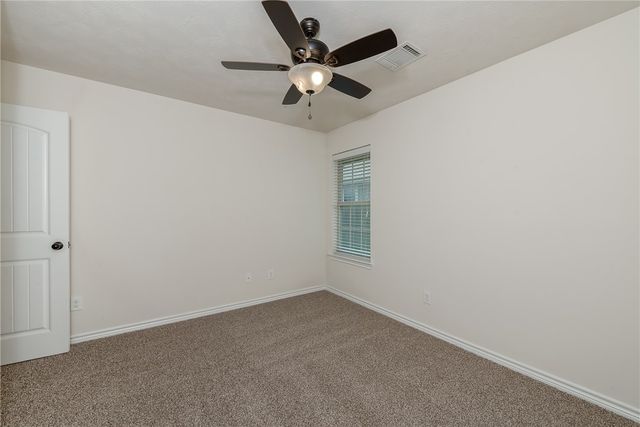 809 Dove Run, College Station, TX 77845