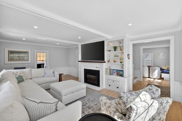 15 Beach Pine Road, Dennis Port, MA 02639