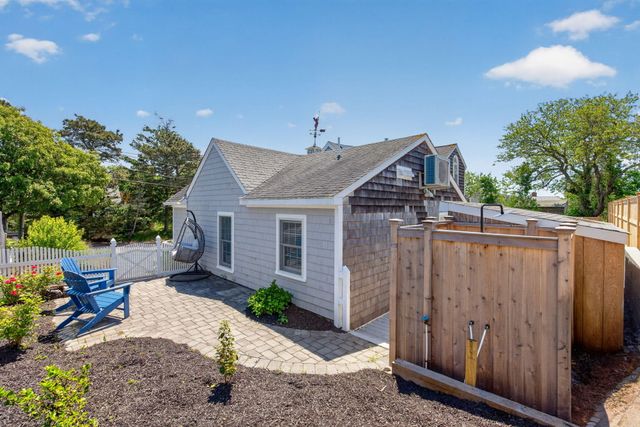 15 Beach Pine Road, Dennis Port, MA 02639