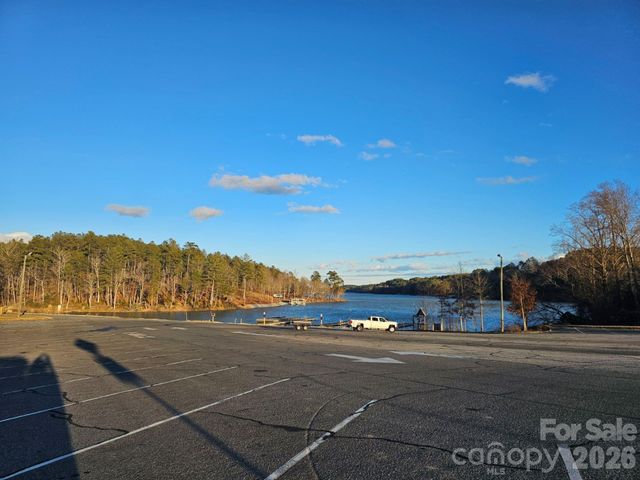 2167 Inlet Shore Road NE, Connelly Springs, NC 28612