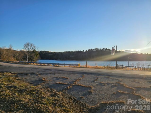 2167 Inlet Shore Road NE, Connelly Springs, NC 28612