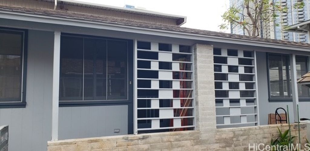 711 Birch Street, Honolulu, HI 96814