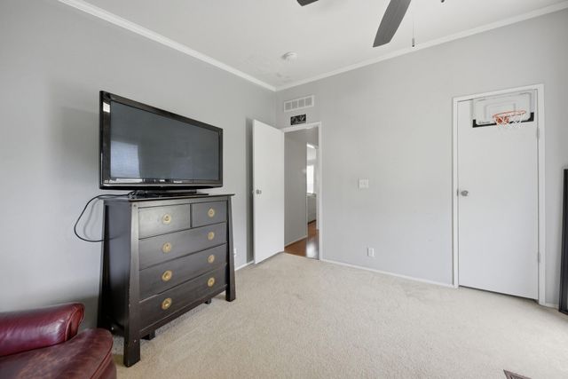 3844 Highway 36 N, Bellville, TX 77418