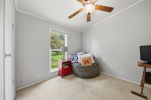 3844 Highway 36 N, Bellville, TX 77418