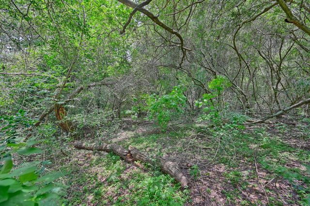 3844 Highway 36 N, Bellville, TX 77418