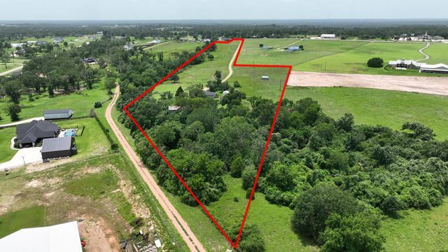 3844 Highway 36 N, Bellville, TX 77418