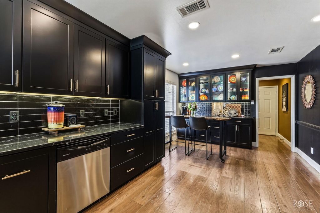 Image 18 of property listing at 1282 Gleneagles Drive, San Angelo, TX 76904