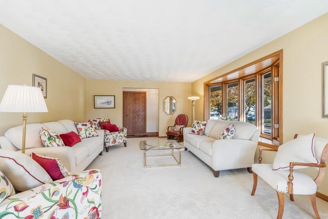 2635 S HARMON STREET, Appleton, WI 54915