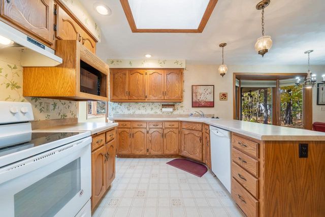 2635 S HARMON STREET, Appleton, WI 54915