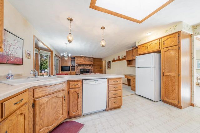 2635 S HARMON STREET, Appleton, WI 54915