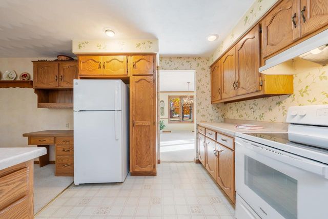 2635 S HARMON STREET, Appleton, WI 54915