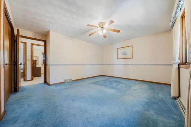 2635 S HARMON STREET, Appleton, WI 54915