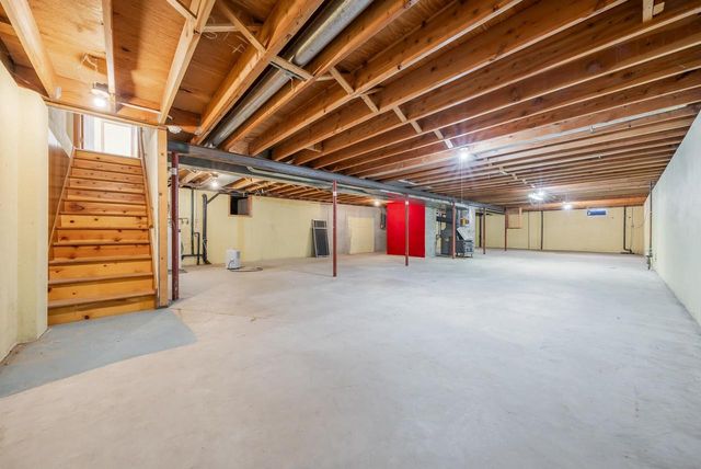 2635 S HARMON STREET, Appleton, WI 54915