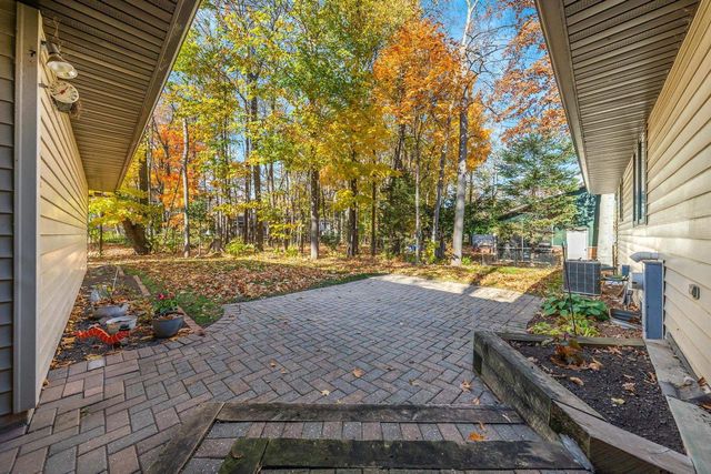 2635 S HARMON STREET, Appleton, WI 54915