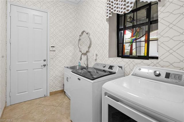 11689 Kati Falls LN, Fort Myers, FL 33913