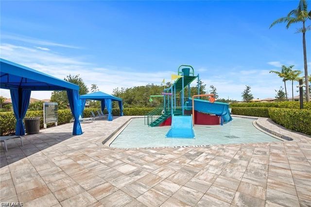 11689 Kati Falls LN, Fort Myers, FL 33913
