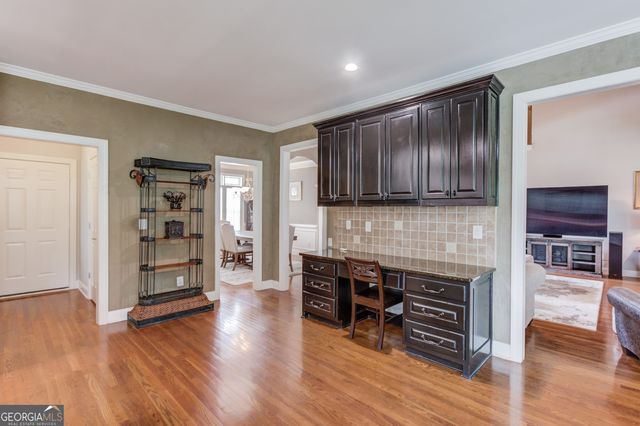 2453 Democracy Drive, Buford, GA 30519