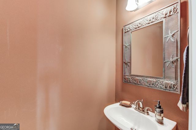 2453 Democracy Drive, Buford, GA 30519
