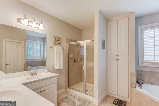 2453 Democracy Drive, Buford, GA 30519