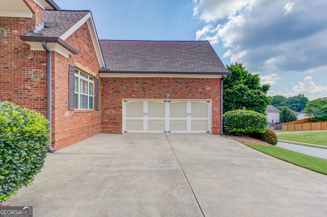 2453 Democracy Drive, Buford, GA 30519