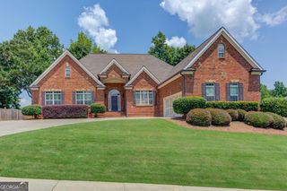 2453 Democracy Drive, Buford, GA 30519