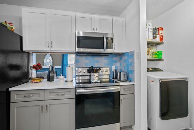 2605 Corian Glen, San Antonio, TX 78219