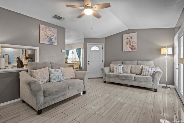 2605 Corian Glen, San Antonio, TX 78219
