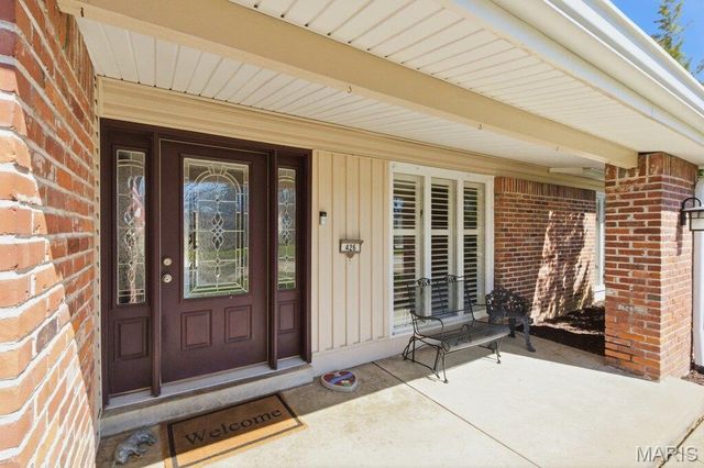 426 Brooktree Drive, Ballwin, MO 63011