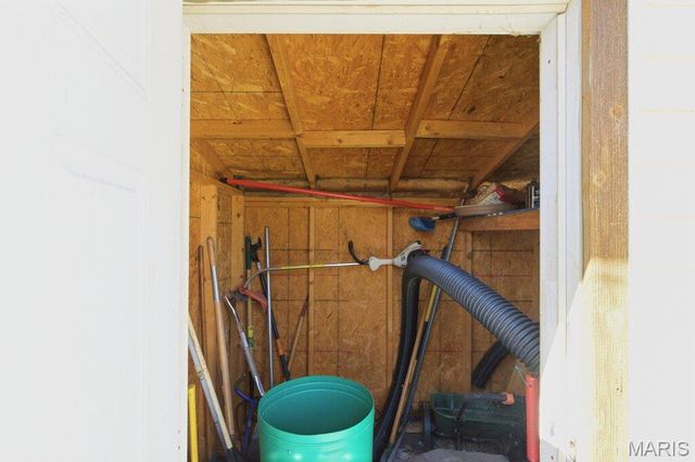 426 Brooktree Drive, Ballwin, MO 63011