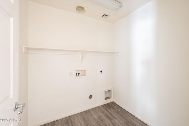 15354 W TASHA Drive, Surprise, AZ 85374