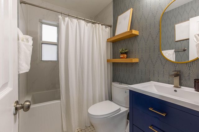 327 Dartmouth Drive, Lake Worth Beach, FL 33460