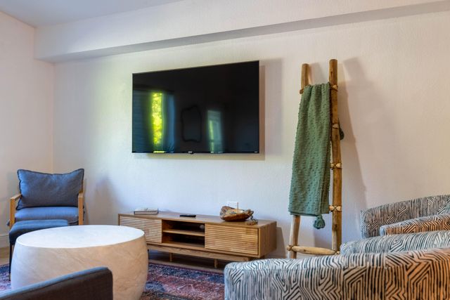 327 Dartmouth Drive, Lake Worth Beach, FL 33460