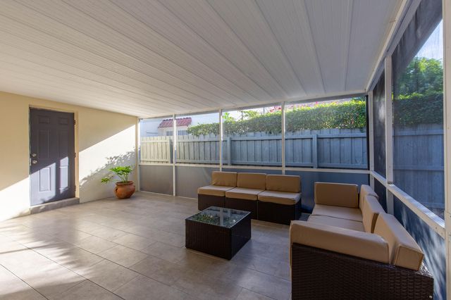 327 Dartmouth Drive, Lake Worth Beach, FL 33460