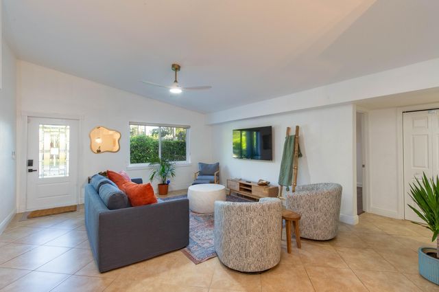 327 Dartmouth Drive, Lake Worth Beach, FL 33460