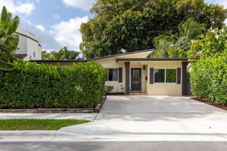 327 Dartmouth Drive, Lake Worth Beach, FL 33460