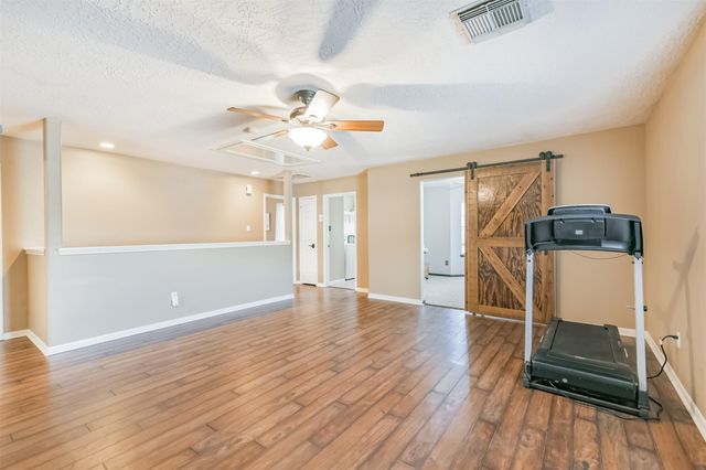 11935 Belle Court, Pinehurst, TX 77362