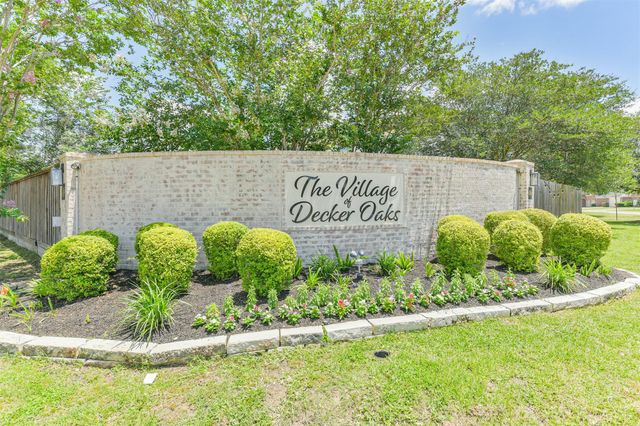 11935 Belle Court, Pinehurst, TX 77362
