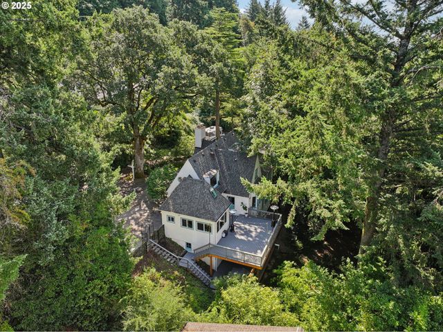 3045 Sw GASTON Ave, Portland, OR 97239